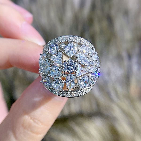 luxury moissanite diamond ring 100% real 925 sterling silver party wedding band rings for women bridal engagement jewelry gift, Slivery;golden
luxury moissanite diamond ring 100% real 925 sterling silver party wedding band rings for women bridal engagement jewelry gift, Slivery;golden