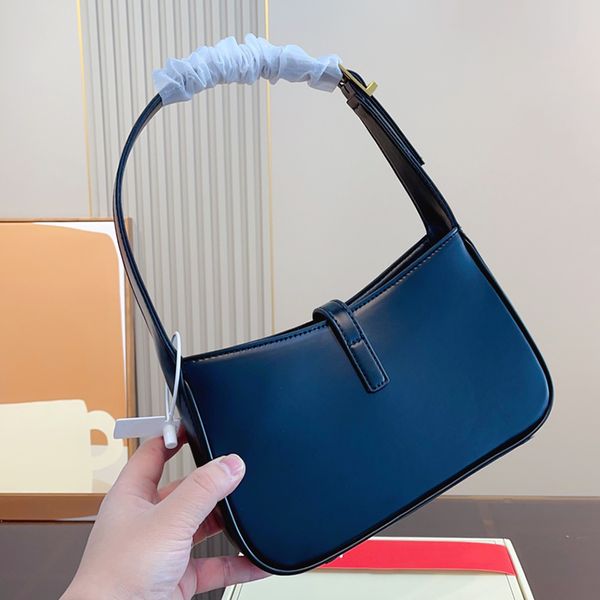bag women saddle crossbody luxurys tote bags hobo ladies purse leather single shoulder handbag classic wallet backpack duffle bag
bag women saddle crossbody luxurys tote bags hobo ladies purse leather single shoulder handbag classic wallet backpack duffle bag