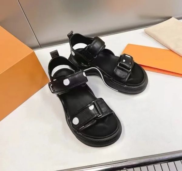2023 women sandals designer shoes casual slippers new outer wear printed buckle flat sandals indoor and outdoor shoes designer women sandals, Black
2023 women sandals designer shoes casual slippers new outer wear printed buckle flat sandals indoor and outdoor shoes designer women sandals, Black