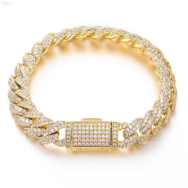 drop shipping men 14k 18k gold plated full paved zircon 10mm cuban link bracelet, Golden;silver
drop shipping men 14k 18k gold plated full paved zircon 10mm cuban link bracelet, Golden;silver