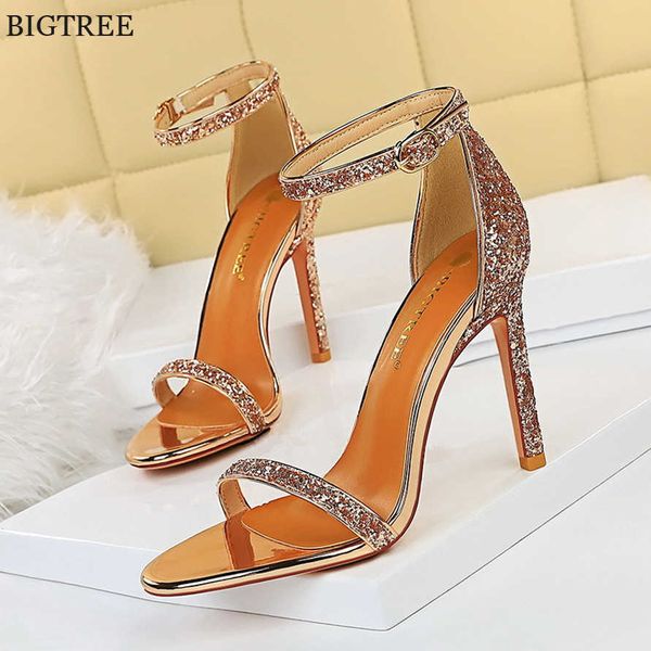 2022 star style shiny sequins ankle strap sandals for women summer patent leather high heels bride shoes party pumps woman 230424, Black
2022 star style shiny sequins ankle strap sandals for women summer patent leather high heels bride shoes party pumps woman 230424, Black