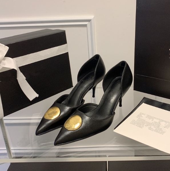 Designer high heels shoes and sandals women's Metal buckle Sexy banquet wedding Heel empty Ladies Patent leather Female High-Heeled shoes with box, Brown
Designer high heels shoes and sandals women's Metal buckle Sexy banquet wedding Heel empty Ladies Patent leather Female High-Heeled shoes with box, Brown