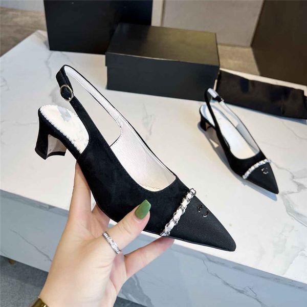 fashion dress shoes women leather 2023 channel high heel metal buckle letter logo wedding party business casual flat shoes 07-03, Black
fashion dress shoes women leather 2023 channel high heel metal buckle letter logo wedding party business casual flat shoes 07-03, Black