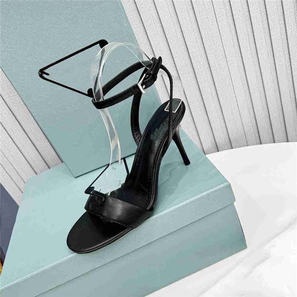 fashion women's sandals 2023 pradity luxury brand letter logo summer women's high heels men's casual student flats 03-01, Black
fashion women's sandals 2023 pradity luxury brand letter logo summer women's high heels men's casual student flats 03-01, Black