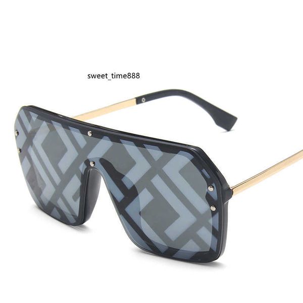 designer sunglasses mens eyeglasses pc lens full frame uv400 sun proof womens fashion glasses luxury printing f oversize adumbral for beach, White;black
designer sunglasses mens eyeglasses pc lens full frame uv400 sun proof womens fashion glasses luxury printing f oversize adumbral for beach, White;black