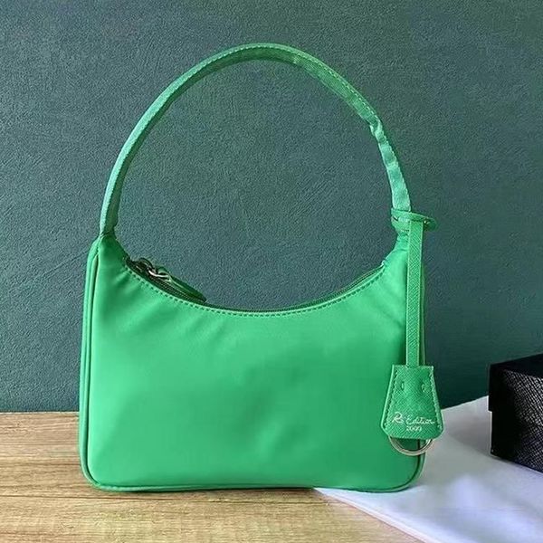 Nylon 2005 Classic Shoulder Bag 3 Piece fashion Zipper Wallet Women Luxury Designer Bag Interior Interval Large Capacity Crossbody Bags Multi Occasion Use free ship, P1
Nylon 2005 Classic Shoulder Bag 3 Piece fashion Zipper Wallet Women Luxury Designer Bag Interior Interval Large Capacity Crossbody Bags Multi Occasion Use free ship, P1