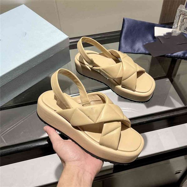 fashion women's sandals 2023 pradity luxury brand letter logo summer women's high heels men's casual student flats 04-05, Black
fashion women's sandals 2023 pradity luxury brand letter logo summer women's high heels men's casual student flats 04-05, Black