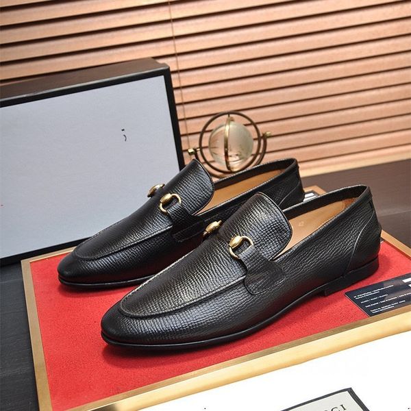 28model men shoes formal designer dress shoe black patent leather shoes men slip on point toe business casual shoes for men wedding party of
28model men shoes formal designer dress shoe black patent leather shoes men slip on point toe business casual shoes for men wedding party of