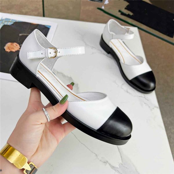 fashion dress shoes 2023 channel women leather high heel metal buckle letter logo wedding party business casual flat shoes 06-05, Black
fashion dress shoes 2023 channel women leather high heel metal buckle letter logo wedding party business casual flat shoes 06-05, Black