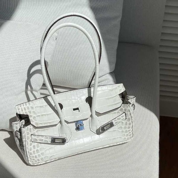h ermes shoulder birkin the correct version of fil the same remake small group design crocodile pattern bag shoulder bag portable armpit bag
h ermes shoulder birkin the correct version of fil the same remake small group design crocodile pattern bag shoulder bag portable armpit bag