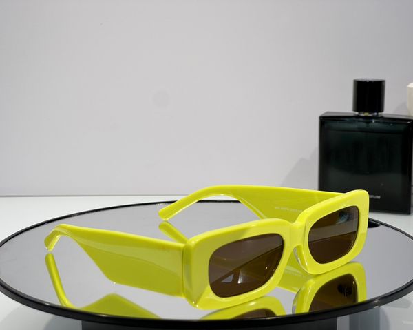 yellow brown rectangle sunglasses women summer fashion sunglasses sunnies gafas de sol sonnenbrille sun shades uv400 eyewear with box, White;black
yellow brown rectangle sunglasses women summer fashion sunglasses sunnies gafas de sol sonnenbrille sun shades uv400 eyewear with box, White;black