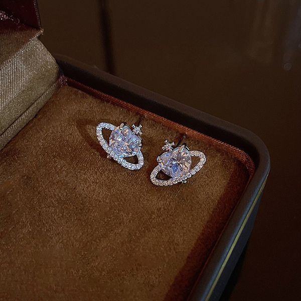 stud korean shine zircon planet earring french retro personality simple design versatile temperament jewelry 230424, Golden;silver
stud korean shine zircon planet earring french retro personality simple design versatile temperament jewelry 230424, Golden;silver