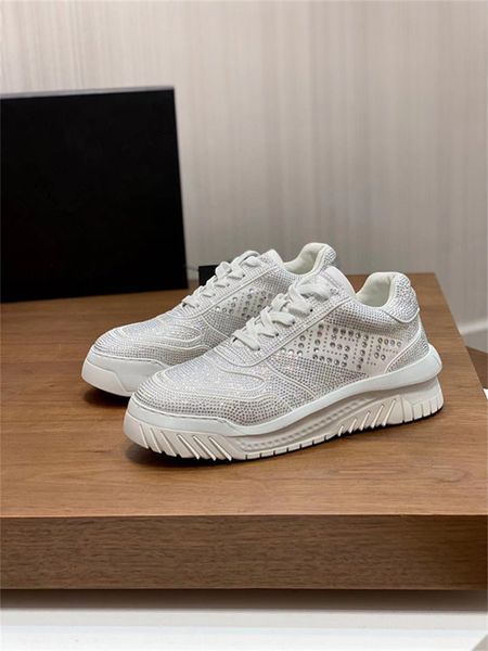 new high fixed increase casual shoes comfortable thick sole cowhide embossed stitching fashion men's sports
new high fixed increase casual shoes comfortable thick sole cowhide embossed stitching fashion men's sports
