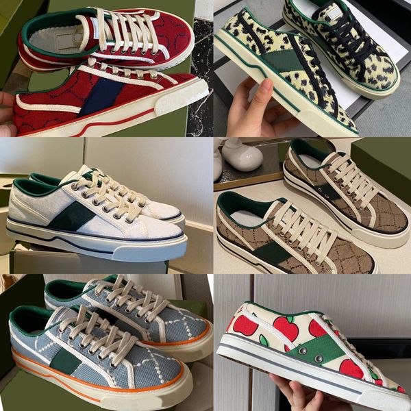 designer men's women's sneakers fashion casual shoes vintage letter printing classic red and green color patchwork with box size 3, Black
designer men's women's sneakers fashion casual shoes vintage letter printing classic red and green color patchwork with box size 3, Black
