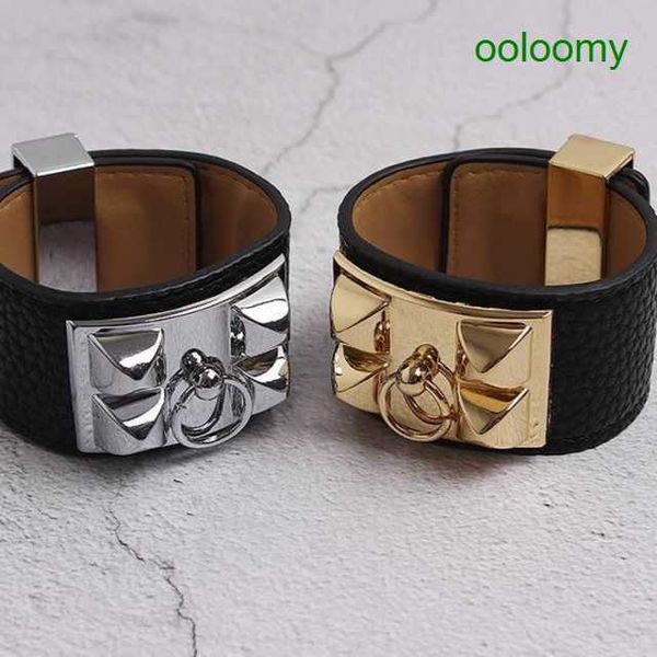 hemres designer bracelet bracelet female korean trendsetter leather gold wide titanium steel fashion punk style rivet belt buckle jewelry, Black
hemres designer bracelet bracelet female korean trendsetter leather gold wide titanium steel fashion punk style rivet belt buckle jewelry, Black