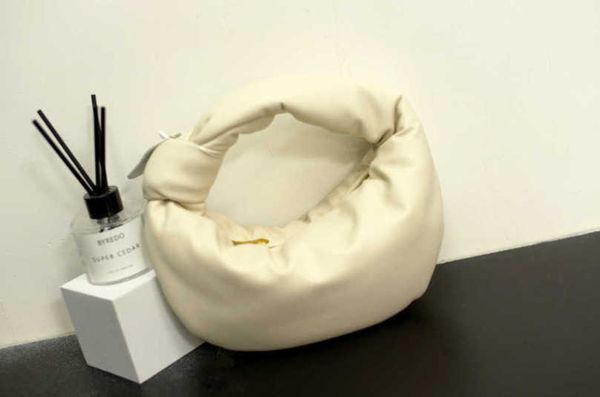 bag authentic abottegas bags vneta winter soft fashion bags knotting designer jodie puffer cowhide autumn handbag small cloud handbag outlet
bag authentic abottegas bags vneta winter soft fashion bags knotting designer jodie puffer cowhide autumn handbag small cloud handbag outlet