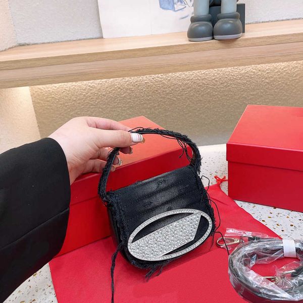 die shoulder bag luxury handbags mini denim bag women designer bags crossbody underarm flap fashion canvas handbag lady black totes
die shoulder bag luxury handbags mini denim bag women designer bags crossbody underarm flap fashion canvas handbag lady black totes