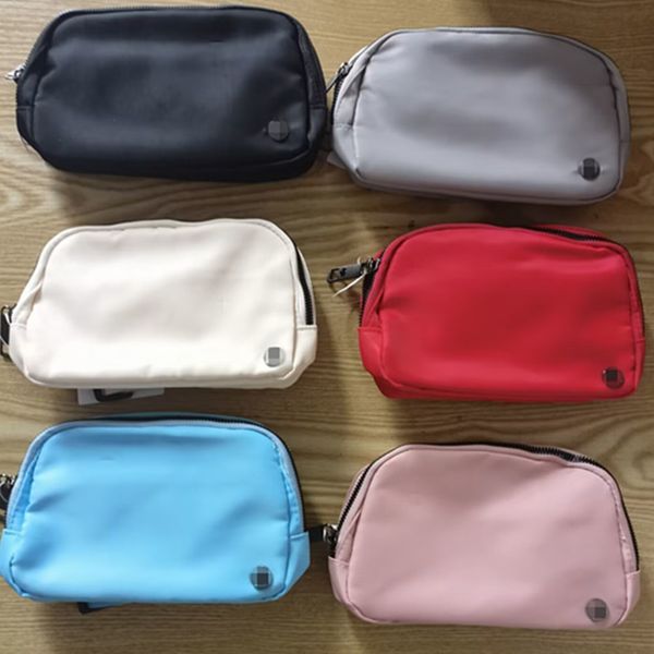 yoga lu belt bag official model men's and women's sports waistpack outdoor crossbody bag 1l capacity with brand upgrade metal labe
yoga lu belt bag official model men's and women's sports waistpack outdoor crossbody bag 1l capacity with brand upgrade metal labe