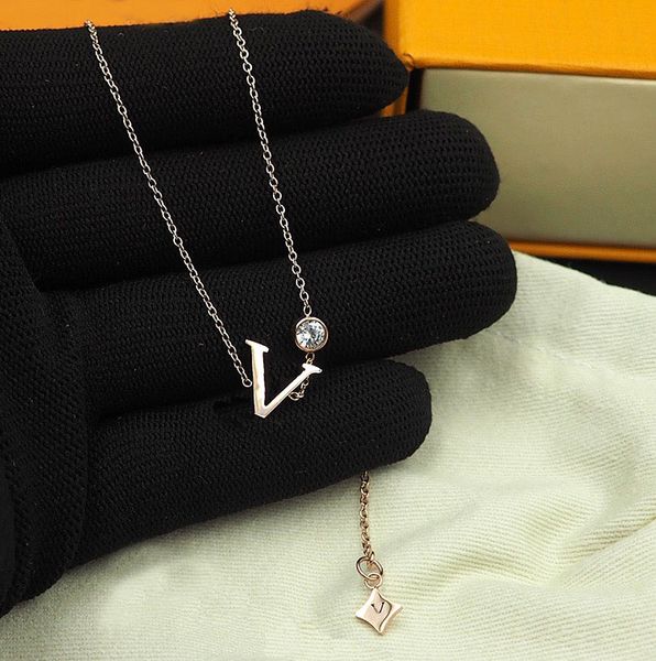 fashion brand necklace pendant designer jewelry man cjeweler letter plated gold silver chain for men woman trendy necklaces jewellery
fashion brand necklace pendant designer jewelry man cjeweler letter plated gold silver chain for men woman trendy necklaces jewellery