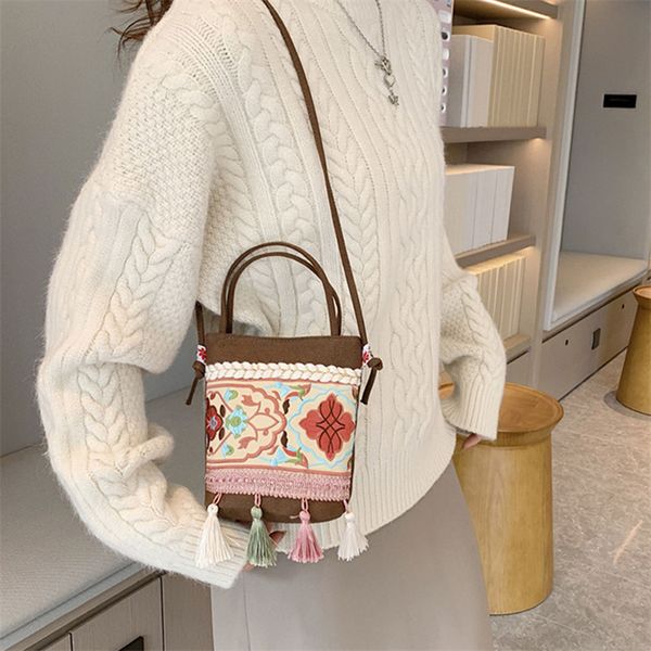 evening bags ladies shoulder bag fashionable lady crossbody ethnic feng shui bucket 230424
evening bags ladies shoulder bag fashionable lady crossbody ethnic feng shui bucket 230424