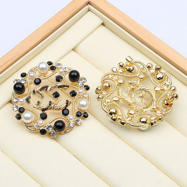 luxury designer pins brooches pearl crystal rhinestone 18k gold plated womens brand letter brooch pins sweater suit brought clothing jewelry, Gray
luxury designer pins brooches pearl crystal rhinestone 18k gold plated womens brand letter brooch pins sweater suit brought clothing jewelry, Gray
