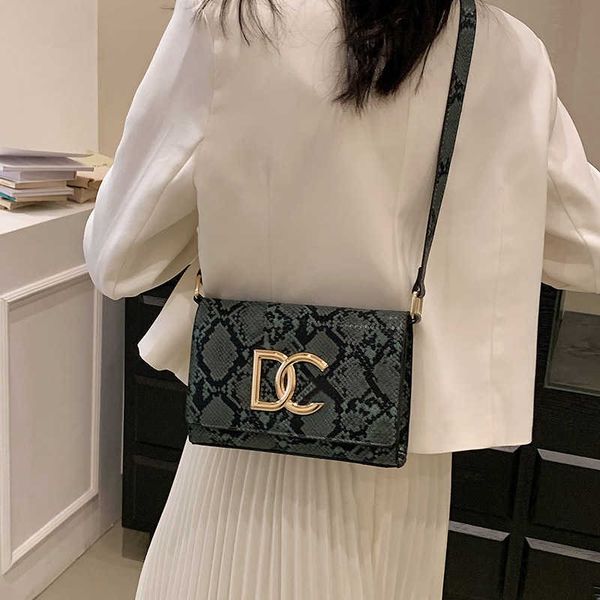 high-quality women diagonal span bag pu leather candy color alphabet one shoulder bag purse luxury designer clamshell handbag wholesale
high-quality women diagonal span bag pu leather candy color alphabet one shoulder bag purse luxury designer clamshell handbag wholesale