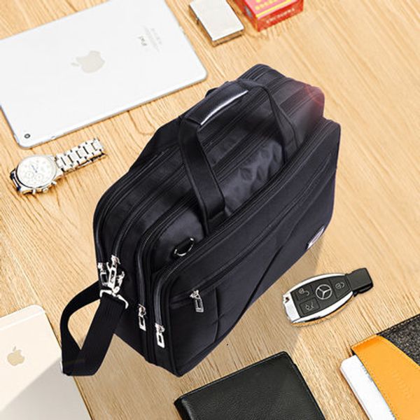 duffel bags lapoxford cloth briefcase male commerc section men hand canvas large capacity computer notebook gym 230424
duffel bags lapoxford cloth briefcase male commerc section men hand canvas large capacity computer notebook gym 230424