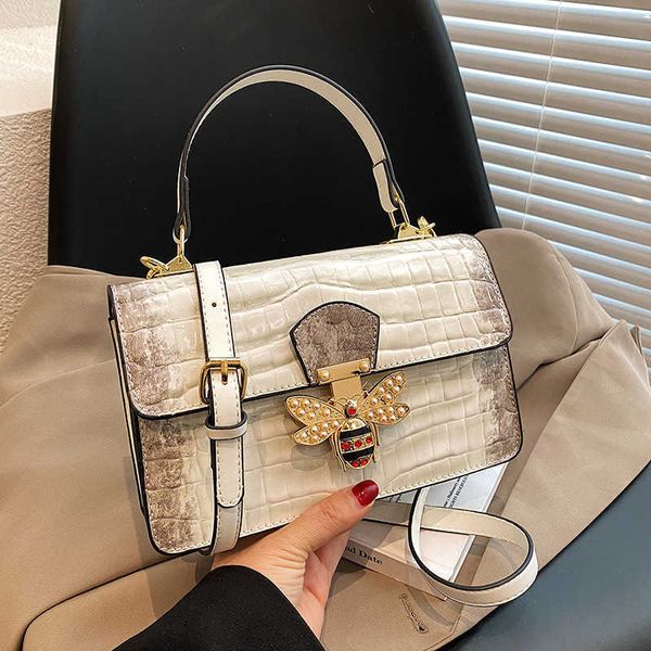 bag women's bag 2023 new fashion shiny face women's handbag one shoulder crossbody small square bag bags 230425
bag women's bag 2023 new fashion shiny face women's handbag one shoulder crossbody small square bag bags 230425