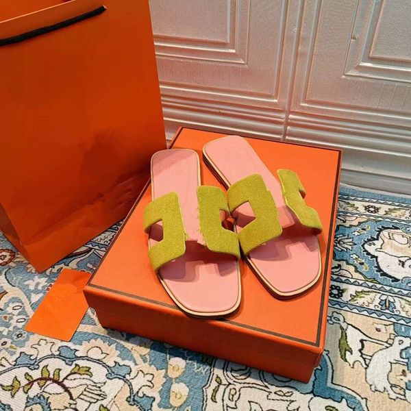 2023 new summer designer ladies slippers outerwear fashion travel beach sandals comfortable flat classic women's shoes, Black
2023 new summer designer ladies slippers outerwear fashion travel beach sandals comfortable flat classic women's shoes, Black