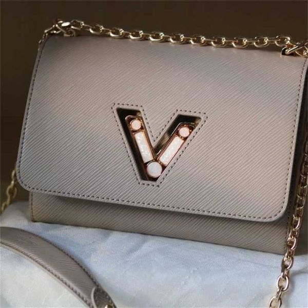 designer bag new gift water wave twist series genuine leather women's bag style japanese and korean skew backpack girls' backpack
designer bag new gift water wave twist series genuine leather women's bag style japanese and korean skew backpack girls' backpack