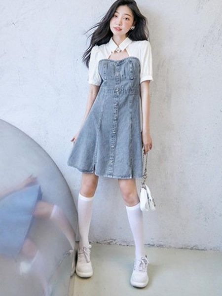 dresses 2023 summer cutout patchwork denim dress women's high waist polo neck shortsleeved dresses, Black;gray
dresses 2023 summer cutout patchwork denim dress women's high waist polo neck shortsleeved dresses, Black;gray