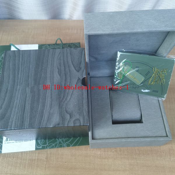 wholesale watch boxes royal oak watches original box papers card wood leather lock red handbag for 15202 15500 15710 wristwatches, Black;blue
wholesale watch boxes royal oak watches original box papers card wood leather lock red handbag for 15202 15500 15710 wristwatches, Black;blue
