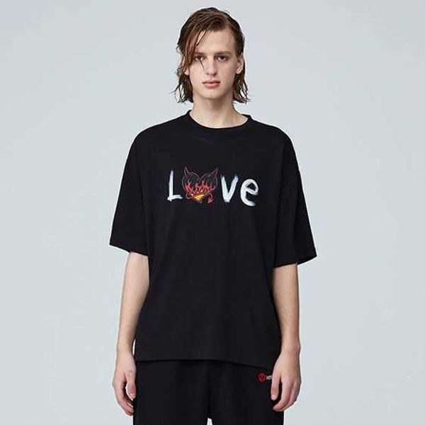 vetements love monster print high street designer fashion short sleeve summer t-shirt loose men and women lovers tee, White;black
vetements love monster print high street designer fashion short sleeve summer t-shirt loose men and women lovers tee, White;black