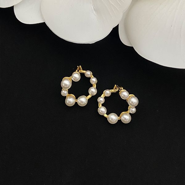 18k gold plated hoop pearl earrings designer brand crystal studs women's wedding party jewellery non-fading non-allergenic, Golden;silver
18k gold plated hoop pearl earrings designer brand crystal studs women's wedding party jewellery non-fading non-allergenic, Golden;silver