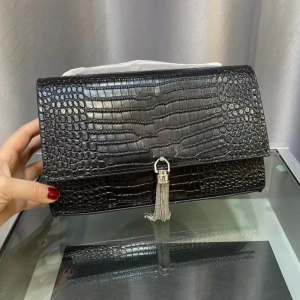 women's bag designer luxury handbag purse tassel handbag handbag women's shoulder bag messenger bag purse
women's bag designer luxury handbag purse tassel handbag handbag women's shoulder bag messenger bag purse