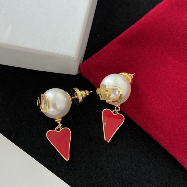 designer ladies brand designer earrings earrings earstuds crystal ladies elegant and simple wedding party jewelry gifts, Golden;silver
designer ladies brand designer earrings earrings earstuds crystal ladies elegant and simple wedding party jewelry gifts, Golden;silver