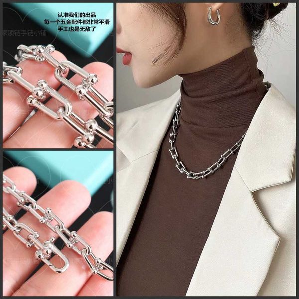 original 925 sterling silver hardwear series tiffay buckle chain necklace medium size couple pendant gift
original 925 sterling silver hardwear series tiffay buckle chain necklace medium size couple pendant gift
