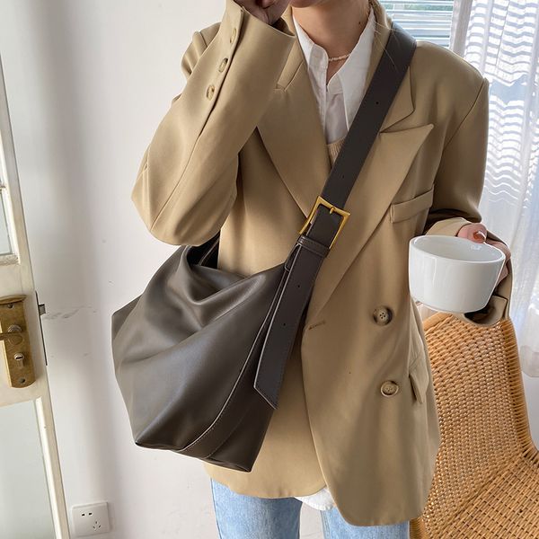 evening bags mj casual women shoulder pu leather hobo bag female large capacity messenger soft crossbody handbag bolsos feminina 230424
evening bags mj casual women shoulder pu leather hobo bag female large capacity messenger soft crossbody handbag bolsos feminina 230424