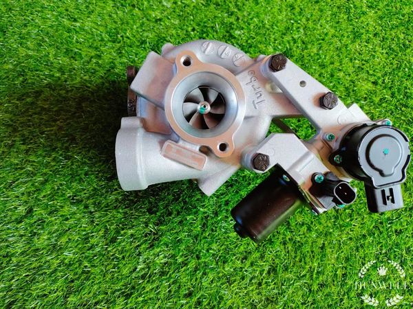 balanced new turbine rhv4 vb22 full completed turbocharger 17201-51021 assy for toyota landcruiser v8 d 261hp 1vd-ftv
balanced new turbine rhv4 vb22 full completed turbocharger 17201-51021 assy for toyota landcruiser v8 d 261hp 1vd-ftv