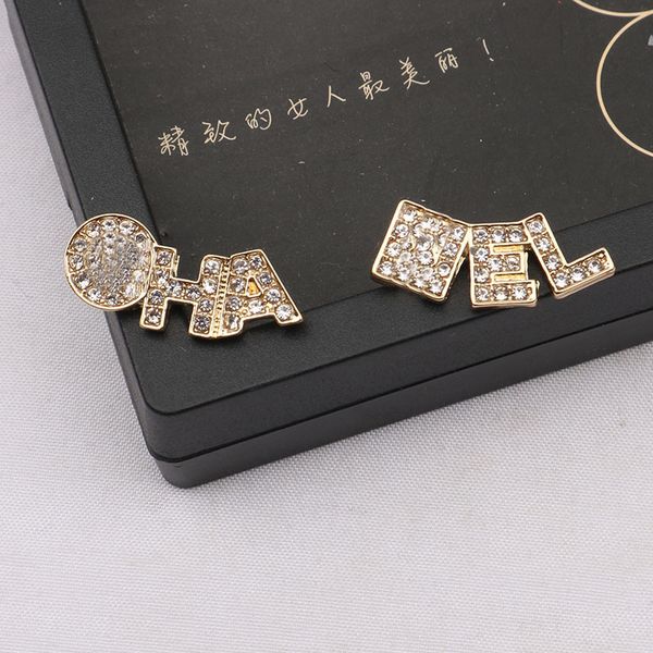 simple 18k gold plated 925 silver luxury brand designers letters stud metal geometric famous women round crystal rhinestone pearl earring we, Golden;silver
simple 18k gold plated 925 silver luxury brand designers letters stud metal geometric famous women round crystal rhinestone pearl earring we, Golden;silver