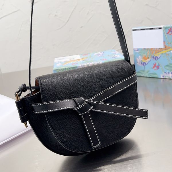 women crossbody saddle bag designer tote bags classic gate mini shoulder bag fashion leather purse brand flap wallet luxurys
women crossbody saddle bag designer tote bags classic gate mini shoulder bag fashion leather purse brand flap wallet luxurys