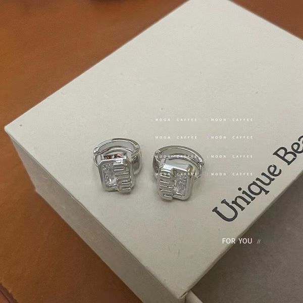 square miu letter female earrings with advanced design sense, hollow out zircon female minority personality style earrings and earrings, Golden;silver
square miu letter female earrings with advanced design sense, hollow out zircon female minority personality style earrings and earrings, Golden;silver