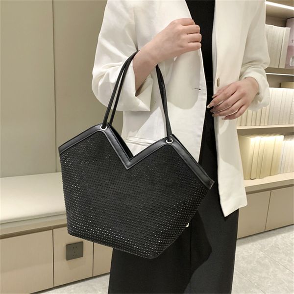 evening bags 2023 mulit style strawleather handbag women summer rattan handmade woven beach circle bohemia shoulder fashion 230424
evening bags 2023 mulit style strawleather handbag women summer rattan handmade woven beach circle bohemia shoulder fashion 230424
