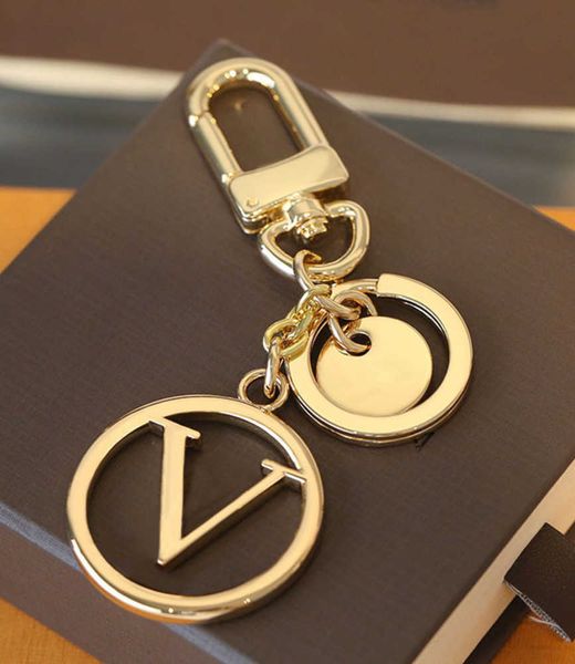 high qualtiy brand designer keychain fashion purse pendant car chain charm bag keyring trinket gifts accessories78, Silver
high qualtiy brand designer keychain fashion purse pendant car chain charm bag keyring trinket gifts accessories78, Silver