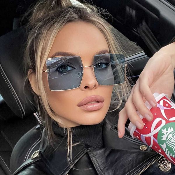 fashion half-frame sunglasses trendy square metal sunglasses 2023 women's oversize luxury brand designer sun glasses half frame sunglas, White;black
fashion half-frame sunglasses trendy square metal sunglasses 2023 women's oversize luxury brand designer sun glasses half frame sunglas, White;black