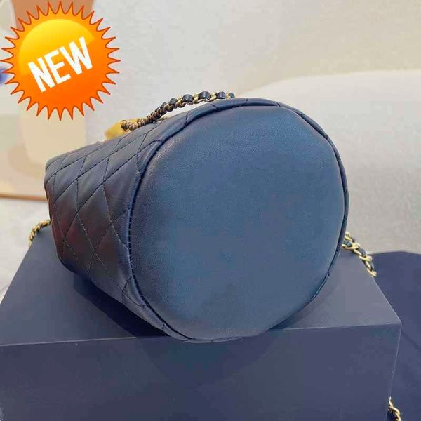 19cm luxury bucket wallet crossbody bags wholesale channel black genuine leather classic handbags tote chain gold-tone metal adjuster patchw
19cm luxury bucket wallet crossbody bags wholesale channel black genuine leather classic handbags tote chain gold-tone metal adjuster patchw