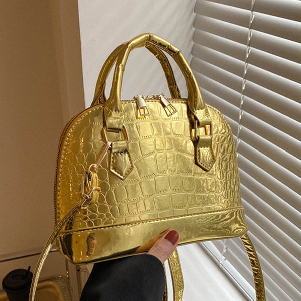 evening bags retro handbags for women fashion texture shoulder messenger shell bright side elegant sell 230424
evening bags retro handbags for women fashion texture shoulder messenger shell bright side elegant sell 230424