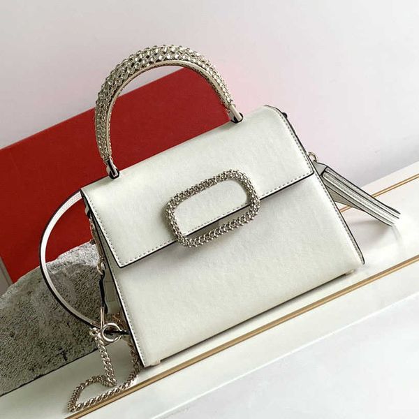 diamond handle designer bags women luxurys handbags metal chain shoulder bag messenger bag large capacity lady flip bag handbag 230420
diamond handle designer bags women luxurys handbags metal chain shoulder bag messenger bag large capacity lady flip bag handbag 230420