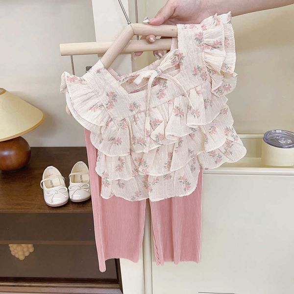 clothing sets summer cute girls floral chiffon t-shirts clothes sets fashion square collar kids girl ruffles shirts +loose pants 2pcs suit w, White
clothing sets summer cute girls floral chiffon t-shirts clothes sets fashion square collar kids girl ruffles shirts +loose pants 2pcs suit w, White