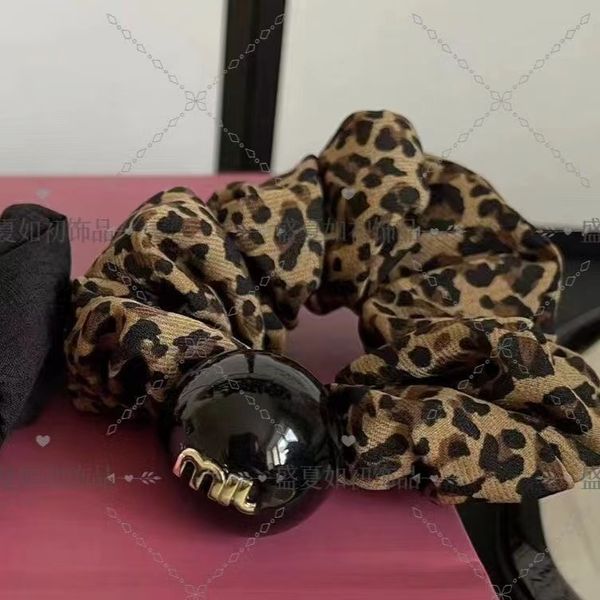 miu new hair accessories leopard pattern women's hair ring letter ball elastic rubber band animal pattern hair rope, Silver
miu new hair accessories leopard pattern women's hair ring letter ball elastic rubber band animal pattern hair rope, Silver